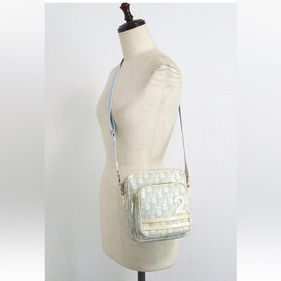 Dior Elegant Blue and Cream Crossbody Bag - Picture 1 of 16